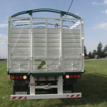 Acoplado carrozado todo puertas mixto